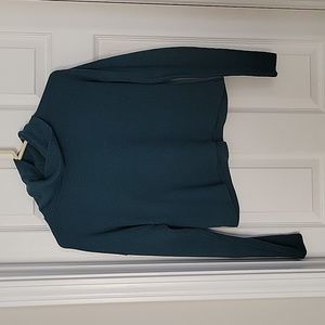 Green GAZE cropped turtleneck size Small
